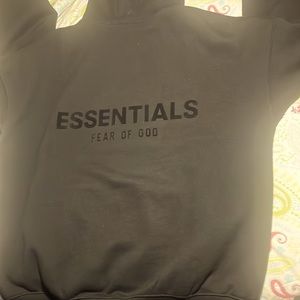 Está en buen estado lo vendo porque me quedó chiquito y necesito el dinero